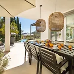 Villa Vista *